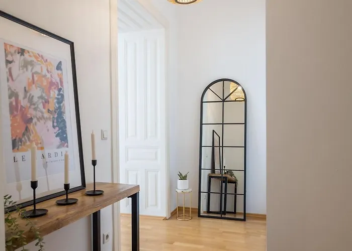 Shopping & Strolling Mariahilf Apartamento